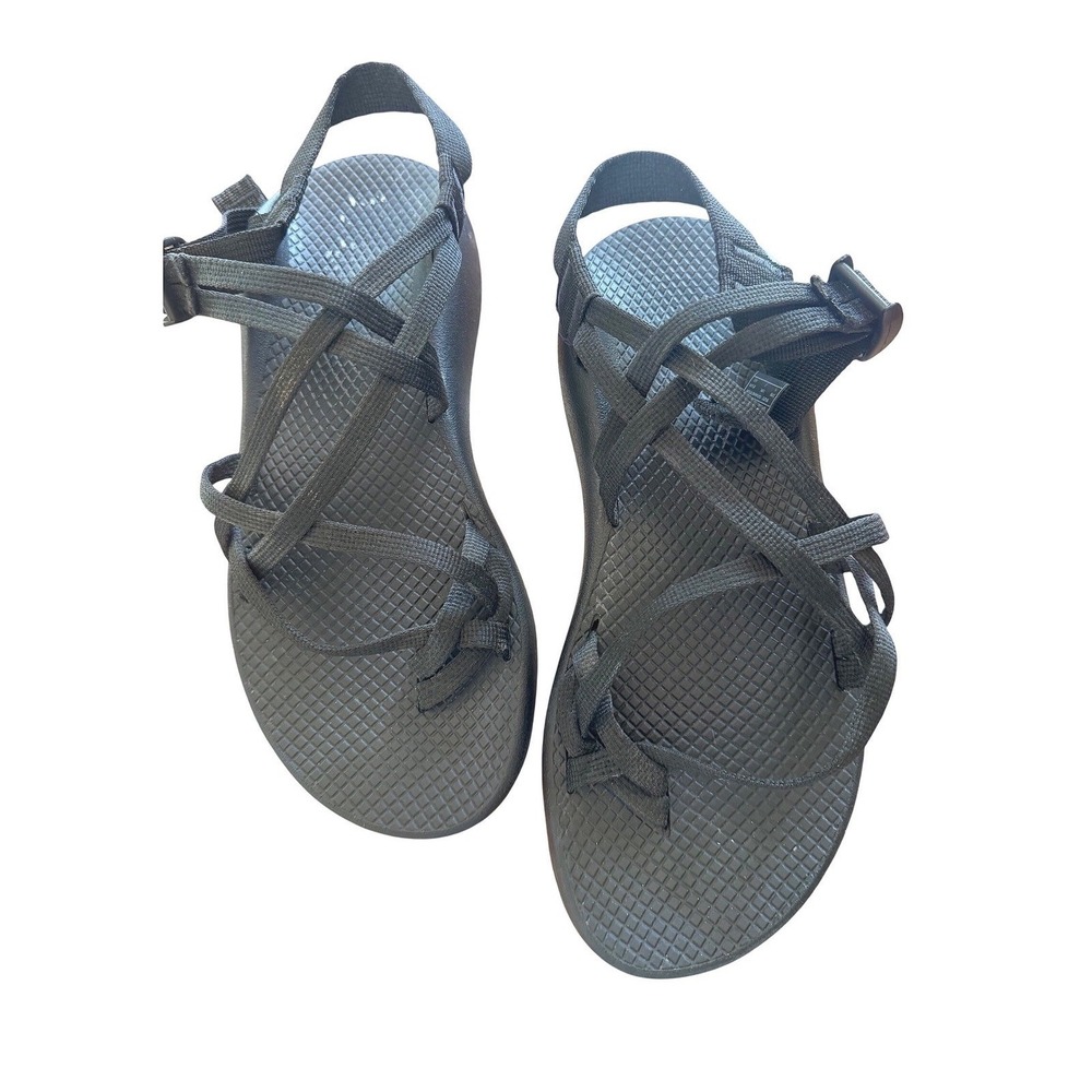 Chaco Z/Cloud 2 Women 9 Black Strappy Athletic Hiking Sandals Toe Loop Gorpcore